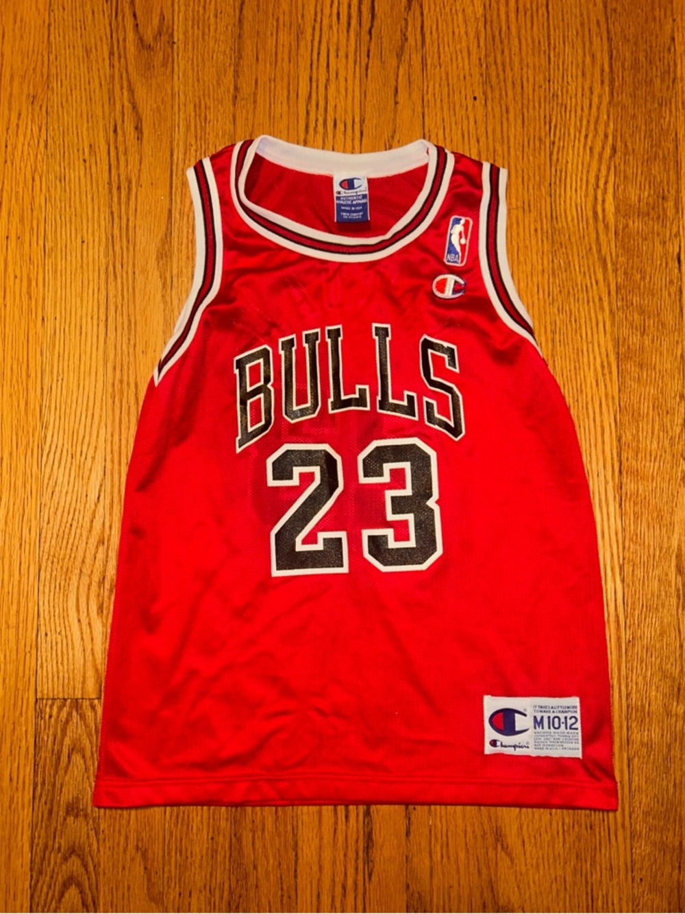 Michael Jordan #23 Champion Chicago Bulls Jersey Red M 10-12 Made In The USA